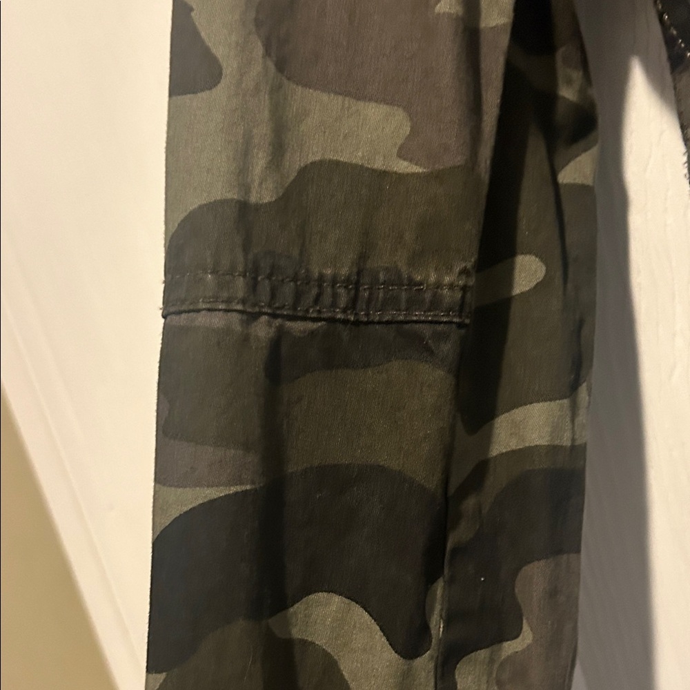 Love Tree Women's Camouflage Jacket - Picture 7 of 9
